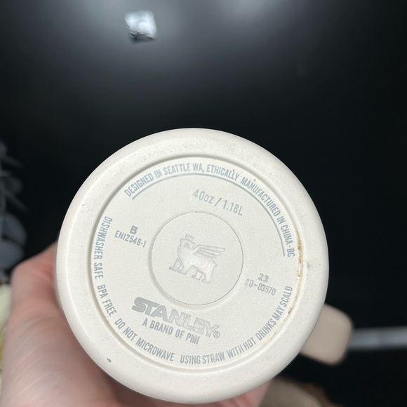 Stanley X Starbucks Cream and Pink Tumbler with Handle - Picture 5 of 7